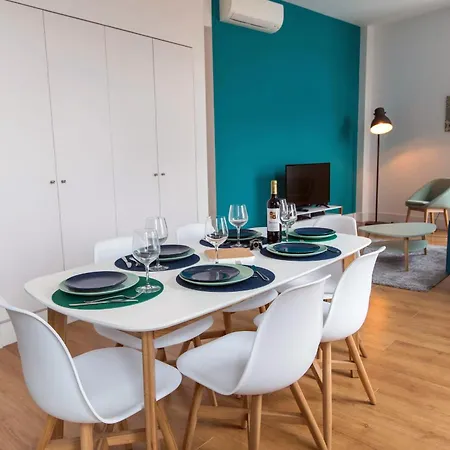 Daire Sunny 3bdr In Graca By Lovelystay Lisboa